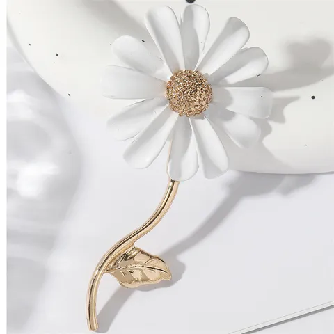 Pastoraal Fris Madeliefje Zonnebloem Zinklegering Gelakt Brosche Pin Voor Dames Modieus Forenzen Kleding Reversspeld Decoratieve Accessoires