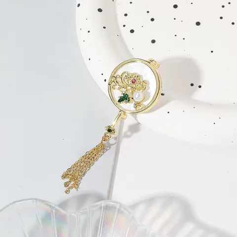 Broche de Estilo Chino Vintage de Aleación de Zinc Esmalte Abanico Plegable Borla Ciruelo Orquídea Bambú Crisantemo Alfileres Para Traje Cheongsam Joyería De Mujer