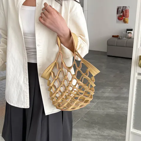 Damen Mode PU Leder Hohlnetz Handtasche Trendige Offene Eimerform Lässige Tragetasche Alltägliche Einkaufstasche Für Den Urlaub