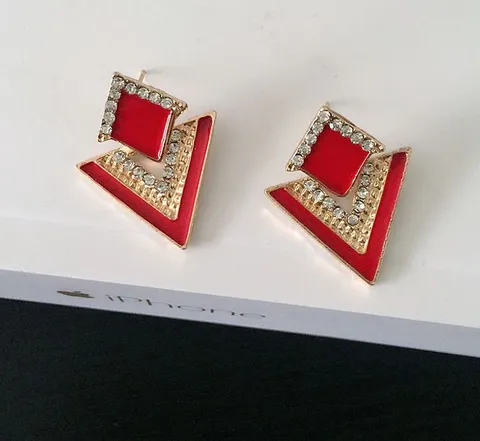 Minimalistische Geometrische Driehoek Strass Oorknopjes Voor Vrouwen Koreaanse Mode Legering Sieraden Voor Dagelijks Feest Kleding Accessoires