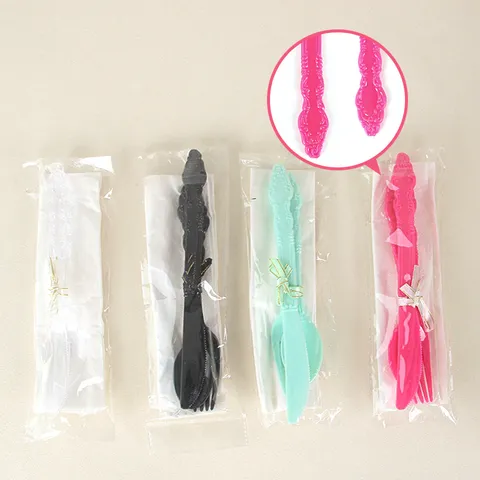 Disposable Plastic Cutlery Set Retro Embossed Knife Fork Spoon Napkin for Party Wedding Birthday Tableware