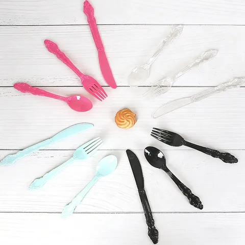 Disposable Plastic Cutlery Set Retro Embossed Knife Fork Spoon Napkin for Party Wedding Birthday Tableware