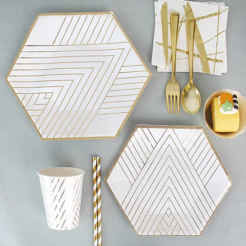 Assiettes Gobelets Serviettes Paille Couverts en Papier Jetable Design Marbre Rayé Doré Ensemble de Vaisselle de Fête Écologique