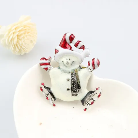 Broche de Bonhomme de Neige de Noël en Alliage Émail Paillettes Mode Simple Badge Créatif Mignon de Costume de Fête Cadeau Festif d'Hiver pour Femmes