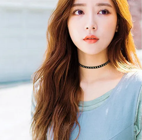 Retro Punk Alloy Rivet Choker Necklace For Women Vintage Gothic Studded Collar Neckband Party Club Fashion Jewelry Gift
