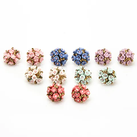 Modieuze Keramiek Bloembal Oorknopjes Voor Vrouwen Strass Ingelegde Legering Oorbellen Elegant Floraal Sieraden Accessoire