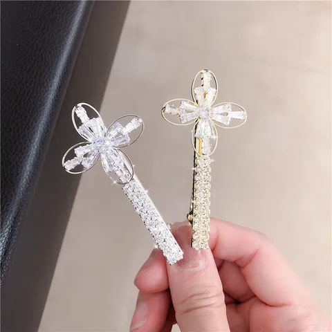 Pince à Cheveux Fleur en Alliage de Strass Style Coréen pour Femmes Or Argent Trèfle à Quatre Feuilles Bec de Canard Bijoux de Cheveux