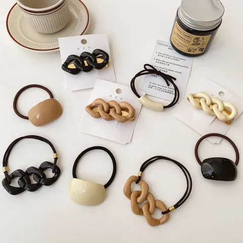 Zoet Melkthee Kleur Haaraccessoires Set Ins-Stijl Geometrische Ketting Haarklemmen Gelakt Acryl Haarelastiekjes Voor Dames