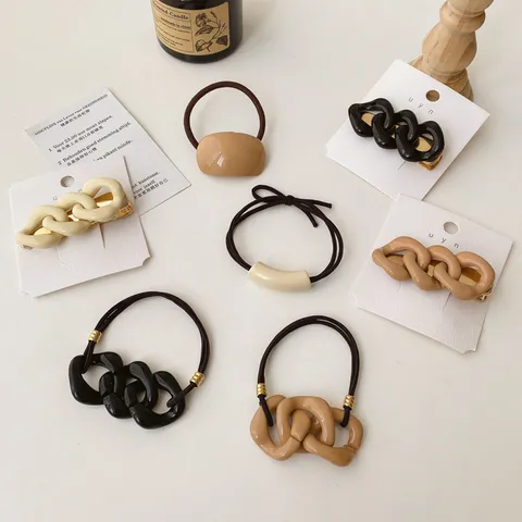 Zoet Melkthee Kleur Haaraccessoires Set Ins-Stijl Geometrische Ketting Haarklemmen Gelakt Acryl Haarelastiekjes Voor Dames