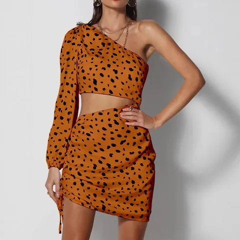 Vestido Mini Ajustado Sexy de Un Hombro Manga Larga Estampado Leopardo Hueco Fruncido Mujer Estilo Urbano Fiesta Club