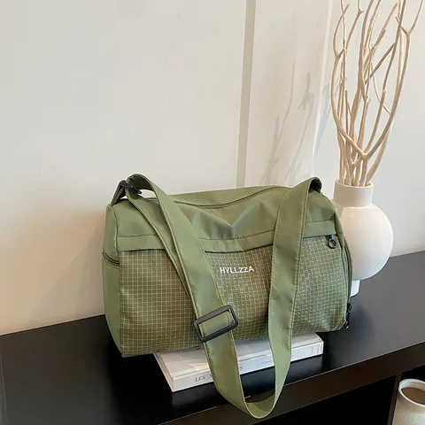 Women Large Capacity Travel Duffel Bag Fabric Urban Minimalist Lightweight Plaid Stitching Weekend Overnight Tote Gym Shoulder Bag For Travel Fitness