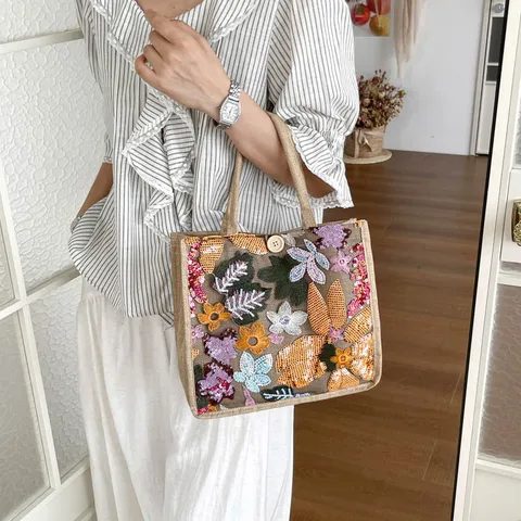Damen Pailletten Gestickte Jute Tote Bag Große Kapazität Blumen Stroh Stil Handtasche Mit Holzknopf Lässige Urlaub Reise Handtasche