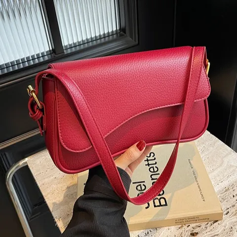 Borsa a Tracolla da Donna in Pelle PU con Texture Litchi Patta a Onde Chiusura Magnetica Hardware Dorato Piccola Borsa Quadrata