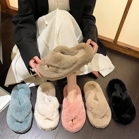 Damen Kunstpelz Überkreuzte Riemen Hausschuhe Warme Dicke Sohle Plüsch Slipper Für Zuhause Outdoor Winter Flache Schuhe