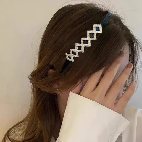 Elegante Geometrische Diamant Patroon Kunstparel Strass Haarband Franse Vintage Legering Haarband Voor Vrouwen Haaraccessoires