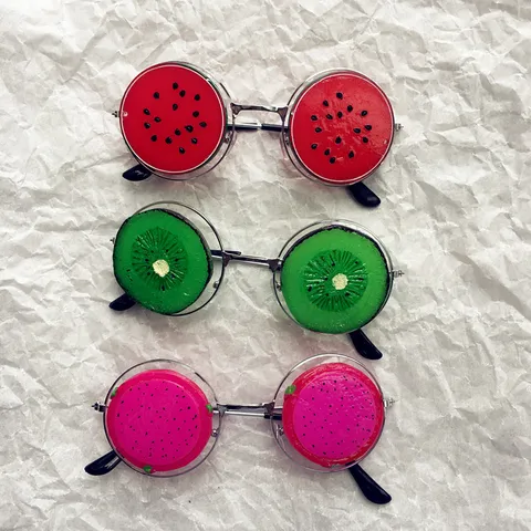 Creatieve DIY Fruitschijfjes Zonnebril Citroen Watermeloen Kiwi Vorm Rond Metalen Frame Voor Bruiloft Strand Fotorequisieten
