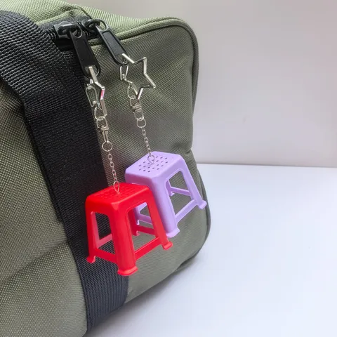 Funny Mini Plastic Stool Keychain Creative Retro Childhood Memory Stool Bag Charm With Star Clasp Pocket Gift For Bag Decor