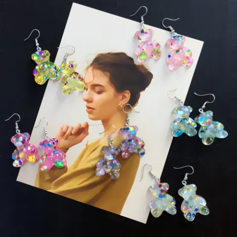 Cute Playful Resin Bear Drop Earrings With Sequins Glitter Soft Girl Style Cartoon Animals Earrings For Women Kids Jewelry Gift