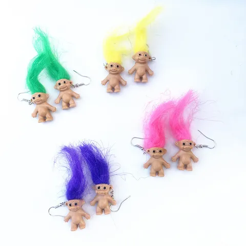 Divertidos Pendientes Colgantes de Muñeca de Plástico Resina Personaje Retro Exagerado Pendientes para Fiesta Discoteca Joyería Regalo