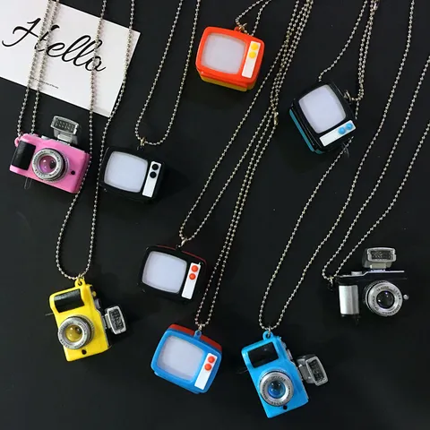 Retro Hip Hop Camera TV Pendant Necklace With Light And Sound Glowing Flashing Miniature Jewelry For Men Women Streetwear Necklace