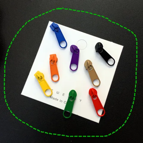 Boucles d'Oreilles Clous Amusantes en Alliage Coloré Forme Fermeture Éclair Clips d'Oreilles Géométriques Peints Électroplaqués Bijoux Unisexe Tendance