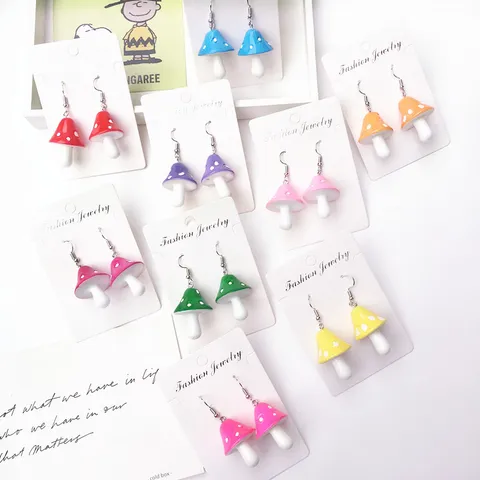 Pendientes Colgantes Creativos Hechos a Mano de Plástico Resina Lindo Champiñón Lunar Simulación Alimentos Pendientes para Mujer Joyería Regalo