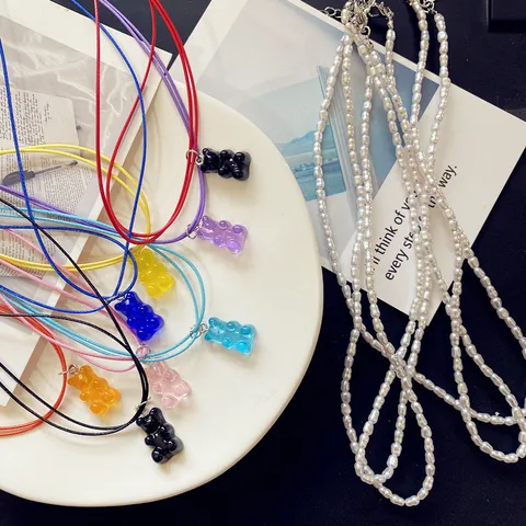 Koreanisch Retro Harajuku Punk Zweilagig Künstliche Perle Kette Mit Buntem Harz Bär Anhänger Wachskordel Kette Für Damen Teenager
