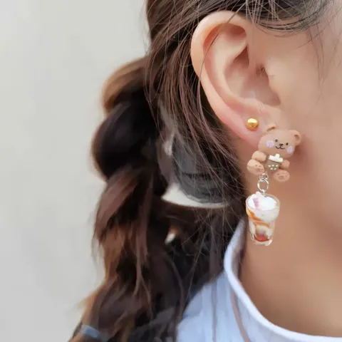 Mignons Boucles d'Oreilles Pendantes en Plastique Résine Crème Glacée Thé aux Perles Ours Fraise Lapin Dessin Animé Boucles d'Oreilles pour Femmes Bijoux