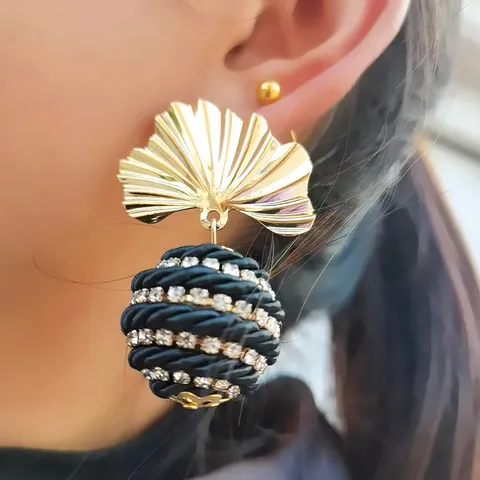 Boucles d'Oreilles Pendantes Vintage en Alliage Feuille de Ginkgo Strass Boule Tressée en Spirale pour Femme Bijoux de Mode Style Européen