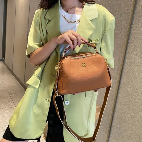 Γυναικεια Tsanta Boston apo Gnisio Derma Derme Ageladas Hmihiros Hmihiros Casual Handbag Me Hardware Trifylli