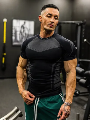 Men Compression T Shirt Quick Dry Breathable Short Sleeve Slim Fit Sports Fitness Training Athletic Workout Top