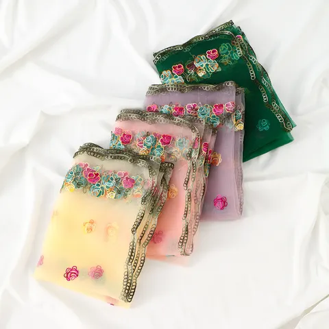 Écharpe Longue Légère en Polyester Brodé de Fleurs pour Femmes Chale de Protection Solaire de Voyage Mode Plage
