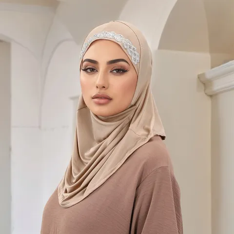 Women Fashion Muslim Hijab Pleated Hotfix Rhinestone Headscarf Polyester Head Wrap Ethnic Shawl Turban Scarf