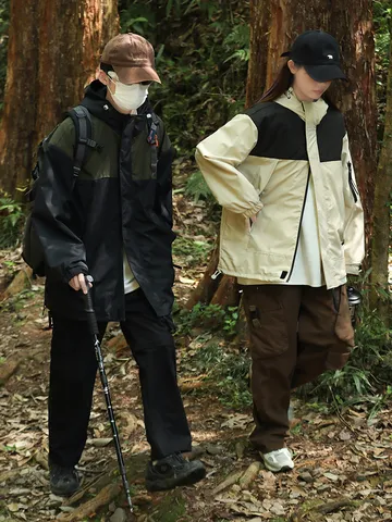 Unisex American Mountain Windproof Waterproof Jacket Couple Outdoor Hooded Functional Windbreaker Casual Coat