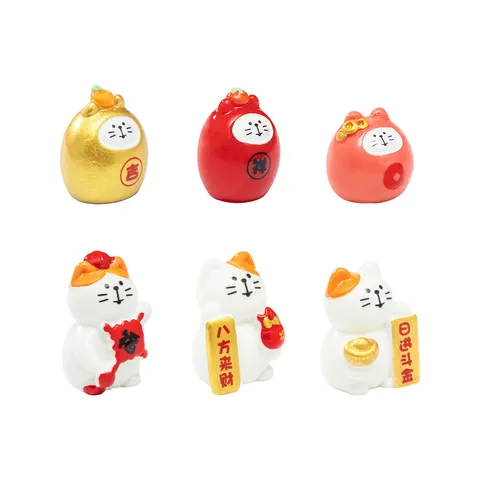 Cartoon Resin Lucky Cat Figurine Mini Maneki Neko Statue For DIY Micro Landscape Dollhouse Car Desk Decor Wealth Ornament