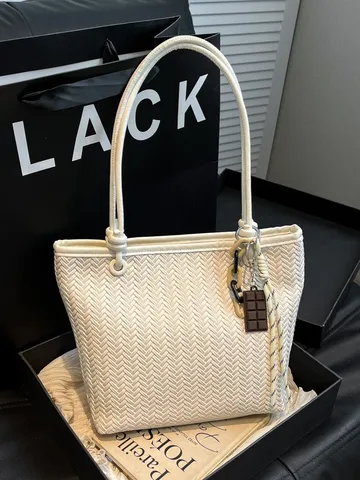 Bolso Tote Tejido de Moda para Mujer Gran Capacidad Bolso de Hombro Minimalista de Cuero PU Bolso Casual de Otoño con Colgante