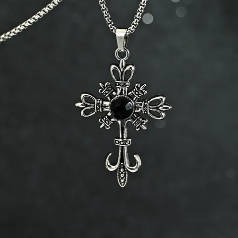 Gothic Punk Zinc Alloy Cross Pendant Necklace Retro Wreath Design Electroplated Rhinestone Jewelry Gift For Men Women Everyday