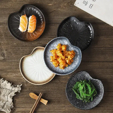 Retro Japanese Ceramic Lotus Leaf Shaped Small Plate Kiln Glaze Sushi Snack Sauce Dish Decorative Tableware For Home Restaurant