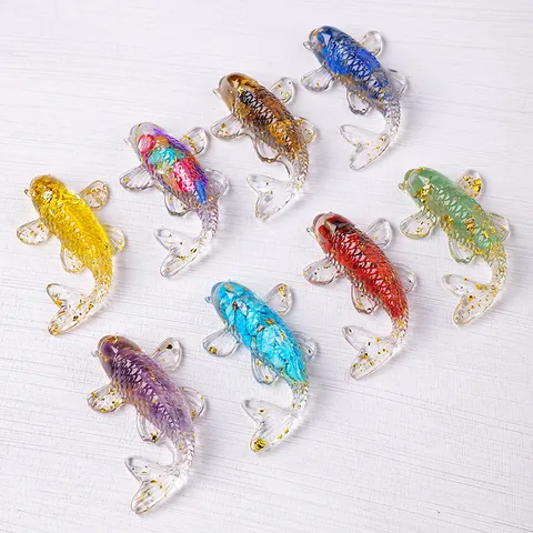 Natural Crystal Crushed Stone Koi Fish Resin Figurine Lucky Gold Foil Inlaid Tabletop Decor Car Dashboard Ornament Small Gift