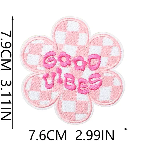 Embroidered Patches Iron On Appliques Cute Floral Plaid Heart Slogan DIY Decorative Badges For Clothing Shoes Hats