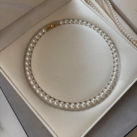 French Style Round Artificial Pearl Necklace For Women Gold Magnetic Clasp Clavicle Chain High-End Sweater Chain Jewelry