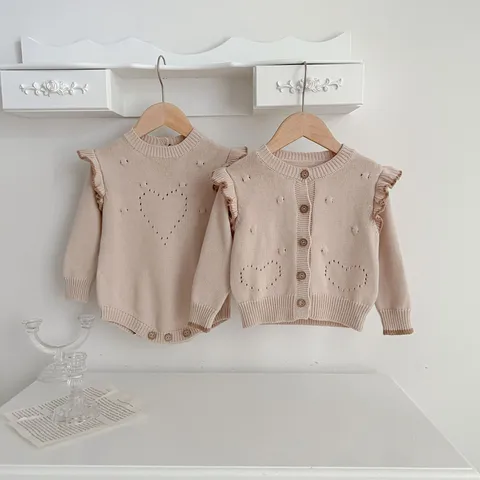 Moro Koritsia Plekto Cardigan Palto Kai Romper Glyko Keno Kardias Makry Maniki Vrefiko Glyko Anoixi Fthinoporo Set Roukhon