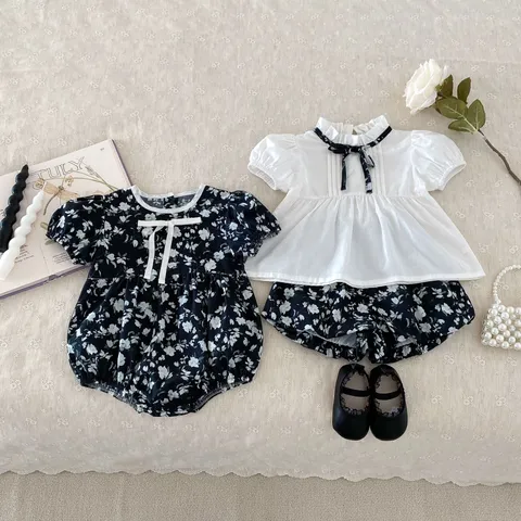 Baby Mädchen Sommer Koreanischer Stil Blumen Kurzarm Puppenkragen Top Shorts Strampler Zweiteiliges Set Kleinkind Kinder Bekleidung