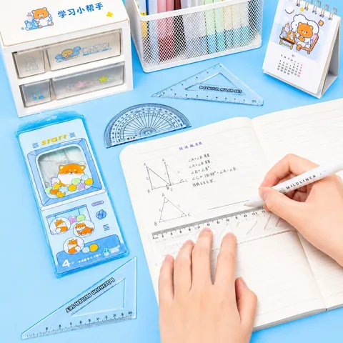 Joli Set de Règles pour Étudiants de Dessin Animé Ensemble de 4 Pièces Règle en Plastique transparente Rapporteur Règle Triangle Fournitures de Bureau Scolaires