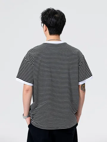 T-Shirt à Rayures Décontracté Japonais pour Hommes Col Henley Manches Courtes Coupe Large Été Coton Top Noir Blanc Gris
