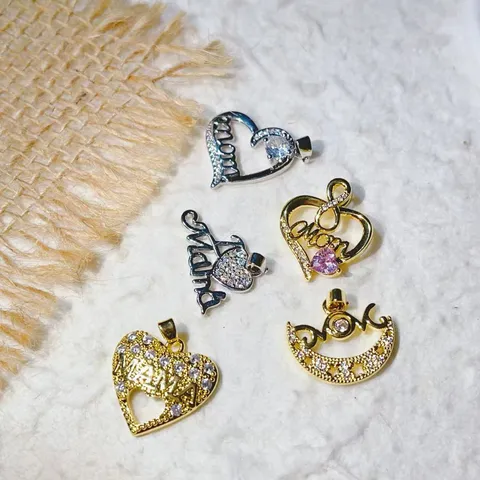 Gold Plated Copper Zirconia Heart Moon Pendants For Mother's Day Gift DIY Jewelry Making Charms Mom Mama Letter Pendant Accessories