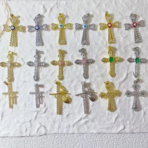 Ciondolo Croce Placcato Oro 18K Solo Senza Catena Strass Smalto Occhio del Diavolo Ciondolo Vergine Maria per Fai da Te Collana Gioielli per Donna