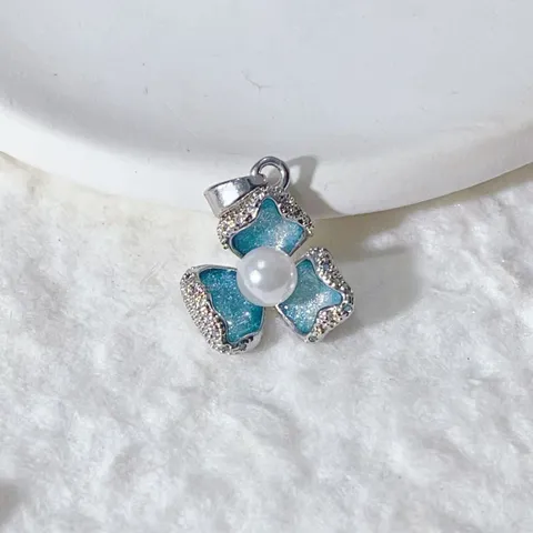 Vergoldetes Kupfer Blume Anhänger Mit Strass Künstliche Perle Ölgemälde Emaille Rose Schmetterling Anhänger Für DIY Schmuck