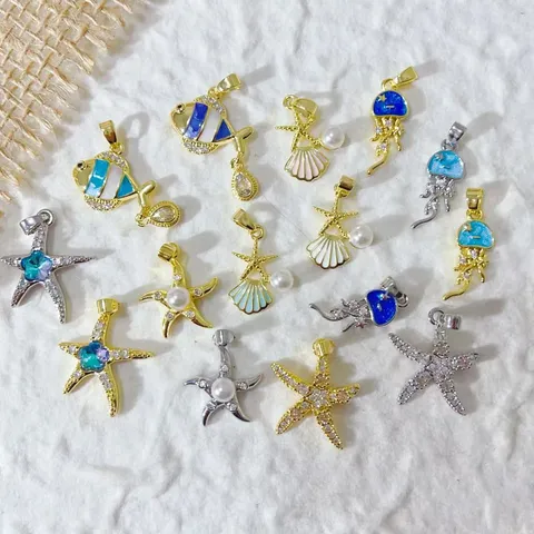 Vergoldetes Kupfer Meeres-Charm-Anhänger Meereslebewesen Strass Künstliche Perle Seestern Fisch Qualle Muschel Anhänger Für Handgefertigt DIY Schmuck