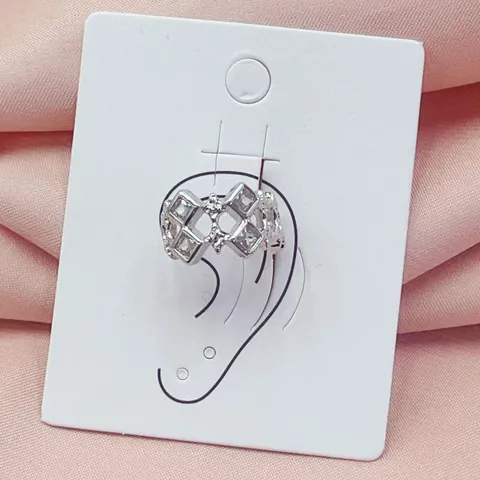 Brass Gold Plated Rhinestone Ear Cuff Clip Earrings For Women Geometric Chain Star Pattern Fashion Jewelry No Piercing Earrings